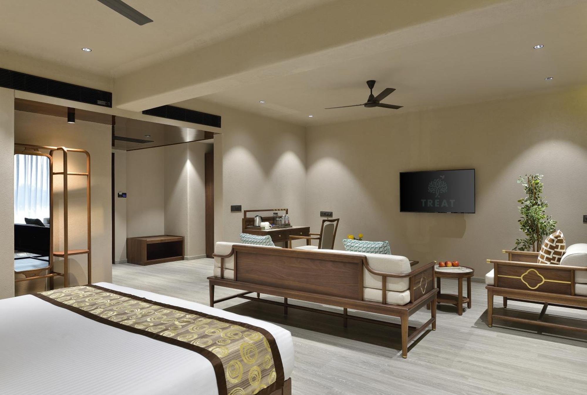 Urbane By Treat Daman Hotel Luaran gambar