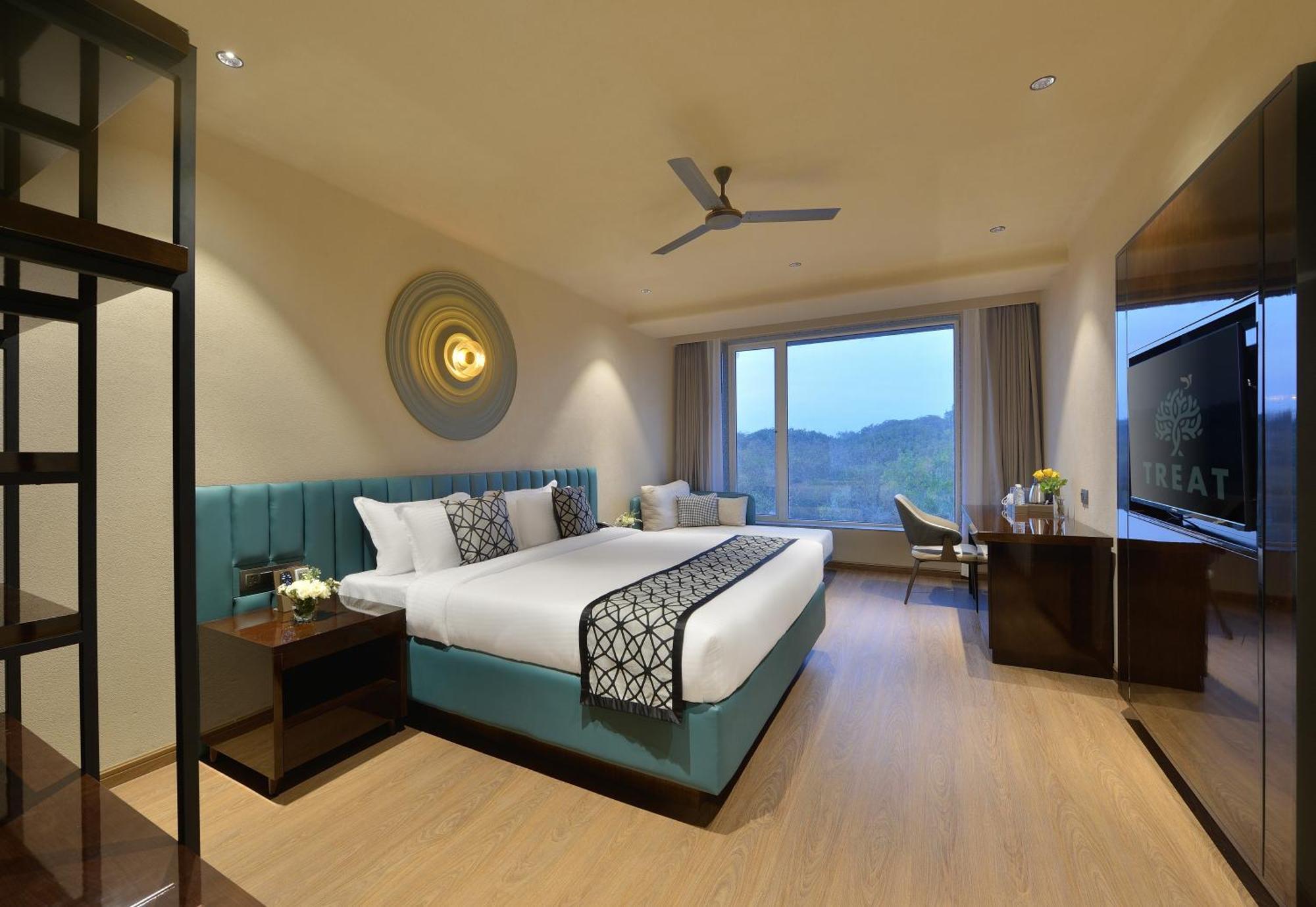 Urbane By Treat Daman Hotel Luaran gambar